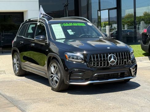Used 2025 Mercedes-Benz GLB 35 AMG 4MATIC image 8