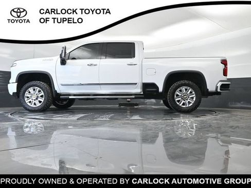 Used 2025 Chevrolet Silverado 2500 High Country w/ High Country Premium Package AWD/4WD image 48
