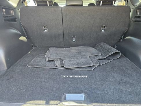 Certified 2024 Hyundai Tucson Limited AWD/4WD image 18