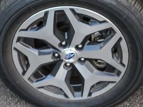 Used 2023 Subaru Forester Premium image 10