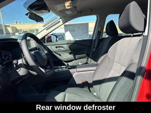 Used 2026 Nissan Rogue SV AWD/4WD image 10