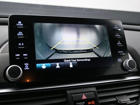 Used 2018 Honda Accord Sport image 20