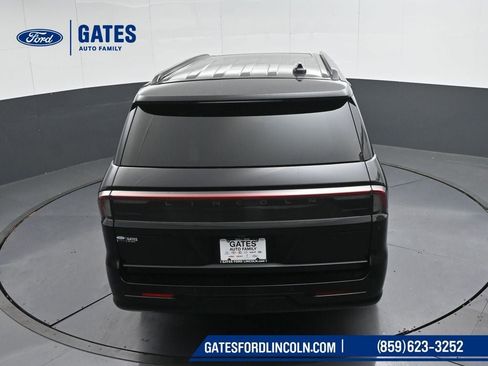 New 2025 Lincoln Navigator L Reserve w/ Jet Appearance Package image 42