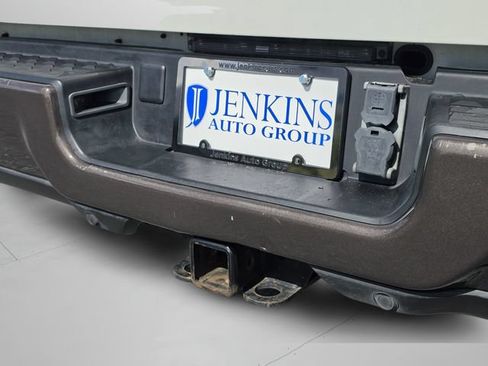 Used 2024 RAM 3500 Limited w/ Towing Technology Group AWD/4WD image 17
