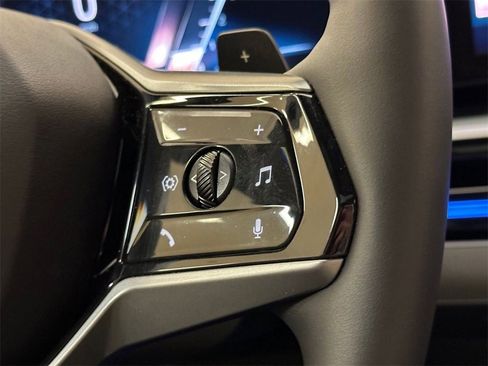 Used 2024 BMW 530i xDrive w/ Premium Package image 23