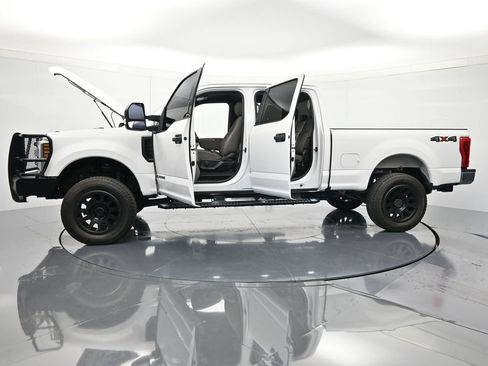 Used 2019 Ford F250 XLT AWD/4WD image 45