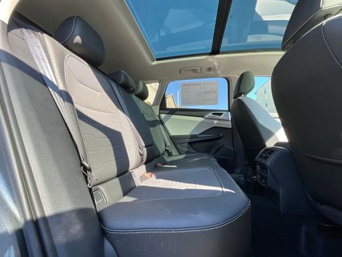 New 2025 Volkswagen Taos SE image 13