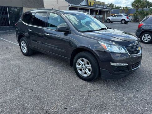 Used 2015 Chevrolet Traverse LS FWD image 5