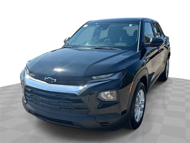Certified 2022 Chevrolet TrailBlazer LS image 1