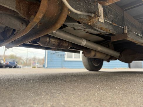 Used 2012 Ford E-350 and Econoline 350 Super Duty image 11