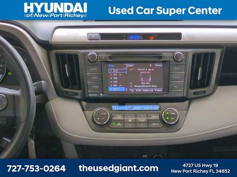 Used 2014 Toyota RAV4 XLE FWD image 18