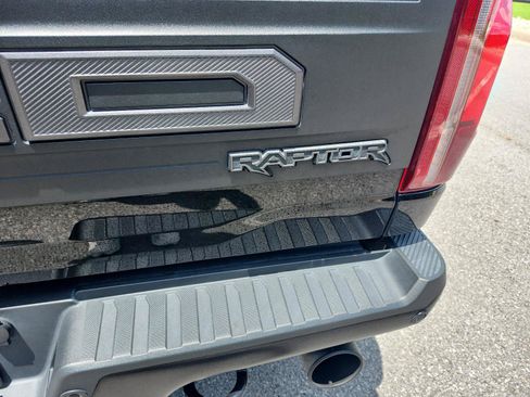 Used 2025 Ford F150 Raptor AWD/4WD image 5