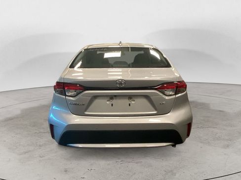 Used 2022 Toyota Corolla LE image 4