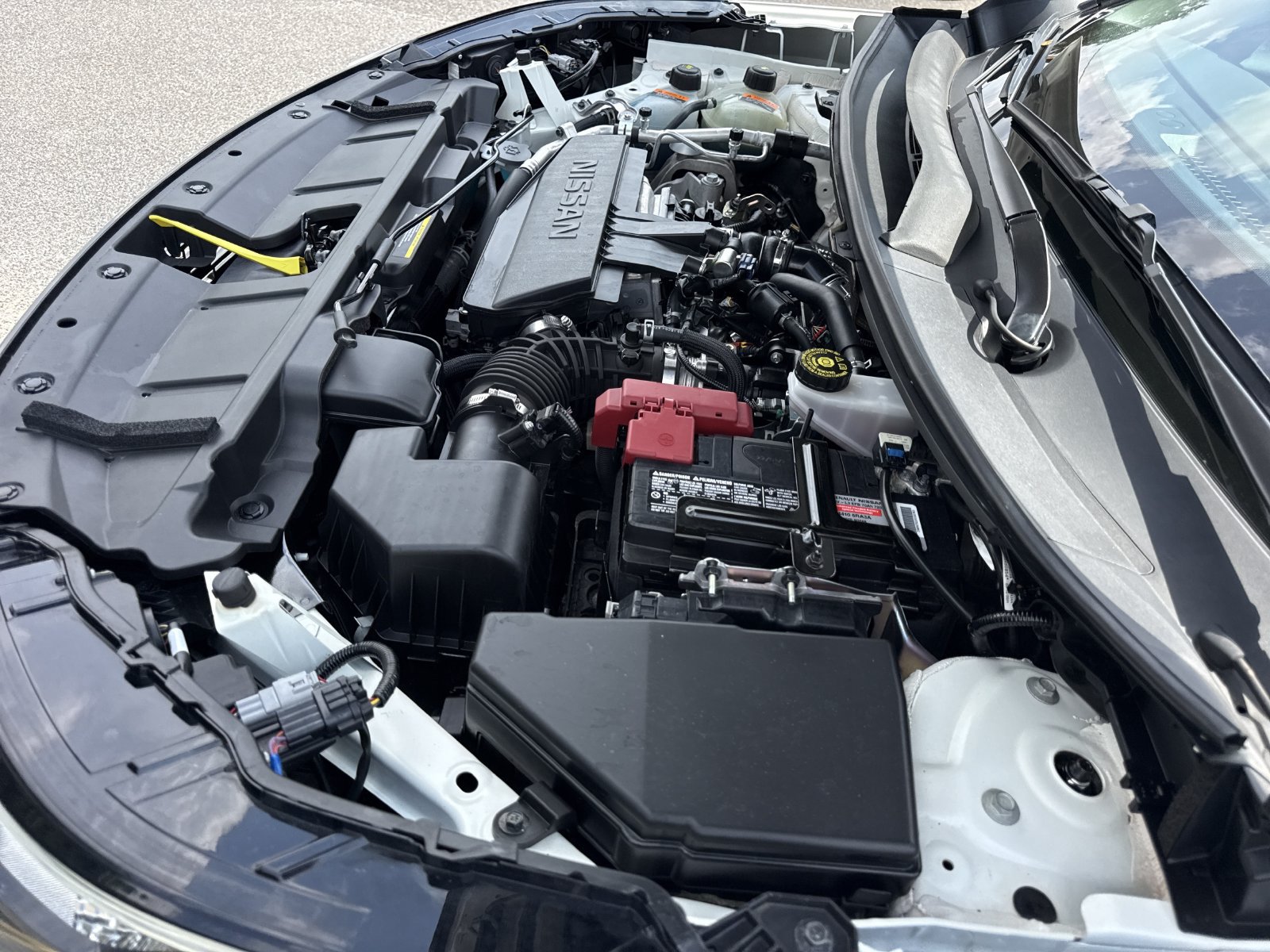 Used 2025 Nissan Rogue S FWD image 31