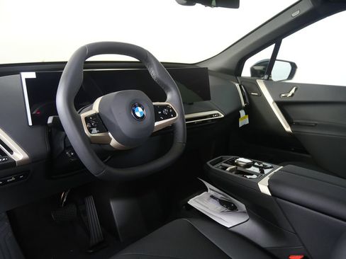 Used 2026 BMW iX xDrive45 image 13