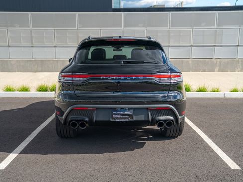 Certified 2026 Porsche Macan AWD/4WD image 7