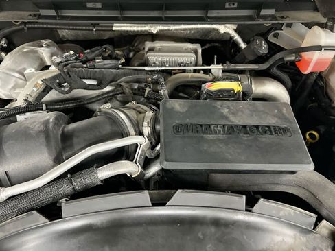 Used 2022 GMC Sierra 2500 Denali w/ Denali Black Diamond Edition AWD/4WD image 26