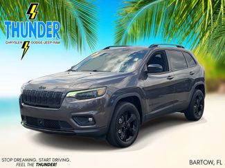Used 2023 Jeep Cherokee Altitude Lux AWD/4WD video 2