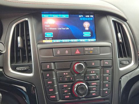 Used 2019 Buick Cascada Sport Touring w/ Dark Effects Package image 21