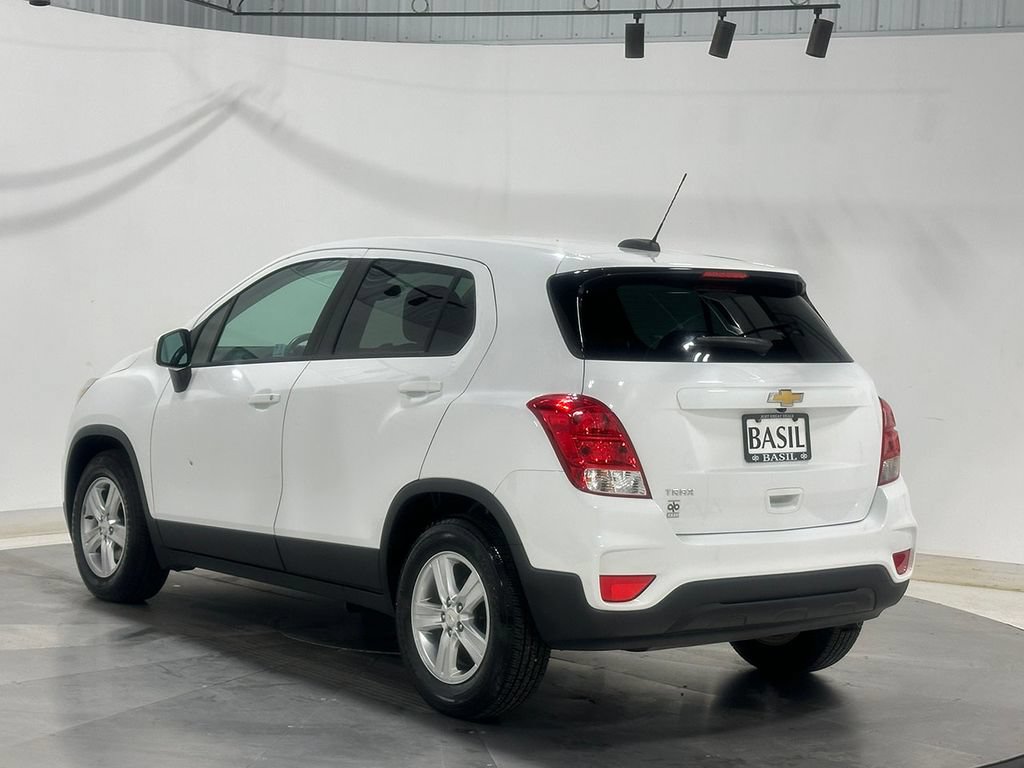Used 2020 Chevrolet Trax LS w/ Tint and Cruise Package FWD image 13
