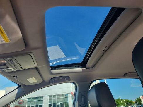 Used 2018 Honda CR-V EX-L image 18