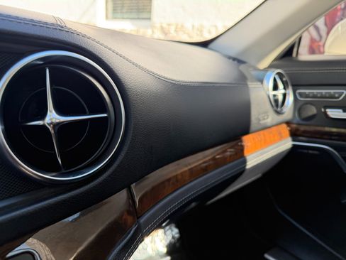Used 2013 Mercedes-Benz SL 550 image 41