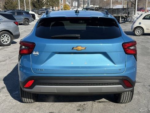 New 2026 Chevrolet Trax LT w/ Driver Confidence Package image 12