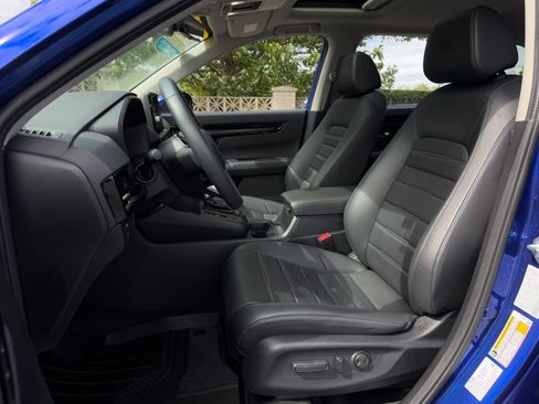 Used 2024 Honda CR-V EX-L image 12