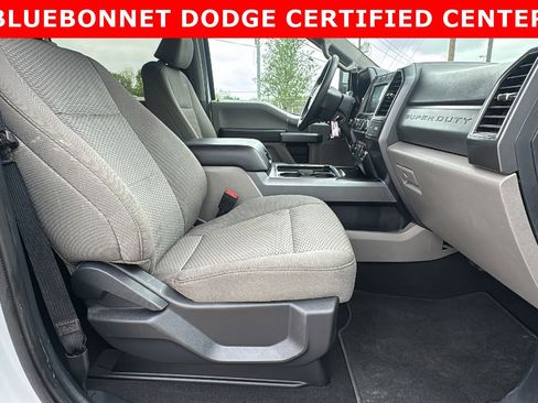 Used 2022 Ford F350 XLT w/ XLT Premium Package AWD/4WD image 25