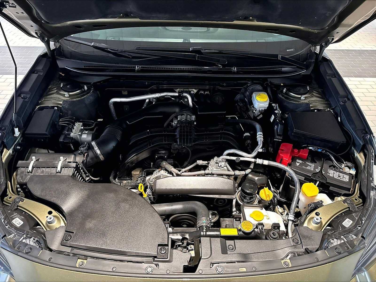 Used 2023 Subaru Outback Touring AWD/4WD image 24