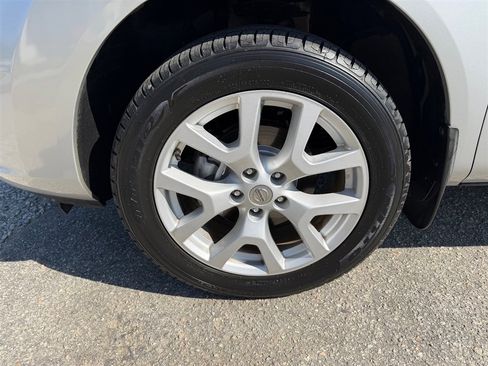 Used 2012 Nissan Rogue SL AWD/4WD image 10