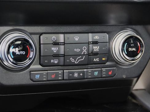 Used 2019 Ford F350 Platinum w/ Platinum Ultimate Package AWD/4WD image 46