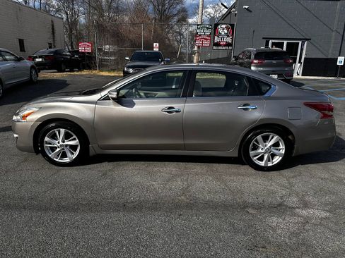 Used 2013 Nissan Altima 2.5 SV w/ 2.5SV Convenience Pkg image 9