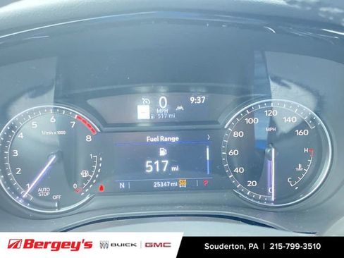 Used 2025 Cadillac XT6 Premium Luxury image 13