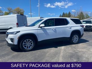 Used 2023 Chevrolet Traverse LS w/ Safety Package FWD video 2
