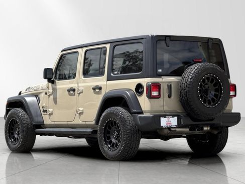 Used 2022 Jeep Wrangler Unlimited Sport AWD/4WD image 5