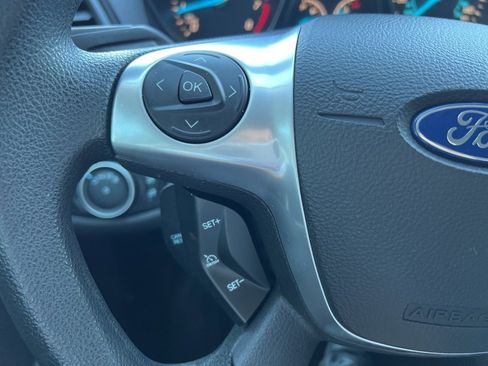 Used 2016 Ford Escape SE image 26