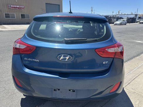 Used 2016 Hyundai Elantra GT FWD image 21
