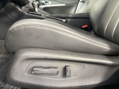 Certified 2025 Acura Integra FWD image 21