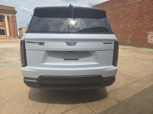 New 2026 Cadillac Escalade IQL Sport 1 w/ LPO, ONYX Package image 6