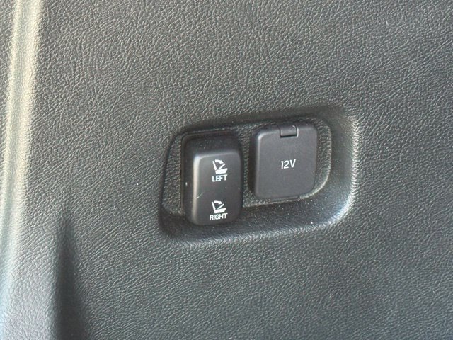 Used 2021 Ford Edge SEL w/ Convenience Package AWD/4WD image 11