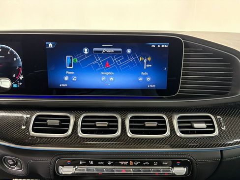 Used 2024 Mercedes-Benz GLS 63 AMG 4MATIC image 18