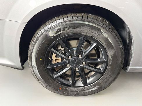 Used 2015 Dodge Grand Caravan SE w/ Quick Order Package 29E SE FWD image 30