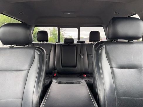 Used 2016 Ford F150 Lariat w/ Equipment Group 501A Mid AWD/4WD image 32
