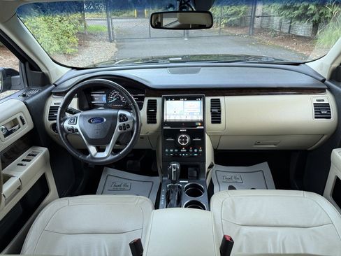 Used 2017 Ford Flex Limited image 25