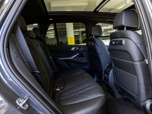 New 2026 BMW X5 xDrive40i w/ M Sport Package image 24