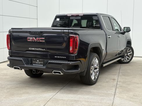 Used 2023 GMC Sierra 1500 Denali w/ Denali Reserve Package AWD/4WD image 7