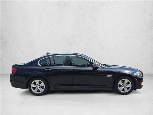 Used 2011 BMW 528i Sedan RWD image 4