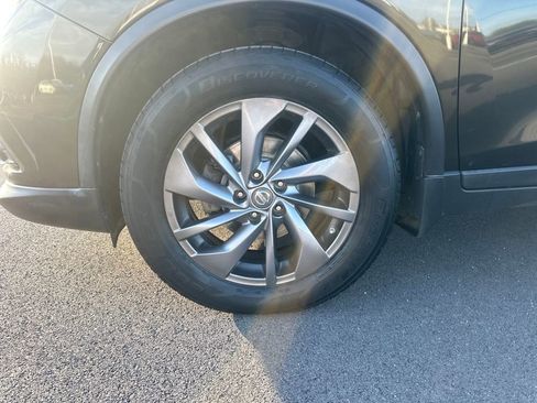 Used 2016 Nissan Rogue SL image 12