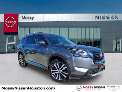 Certified 2025 Nissan Pathfinder Platinum w/ Cargo Package